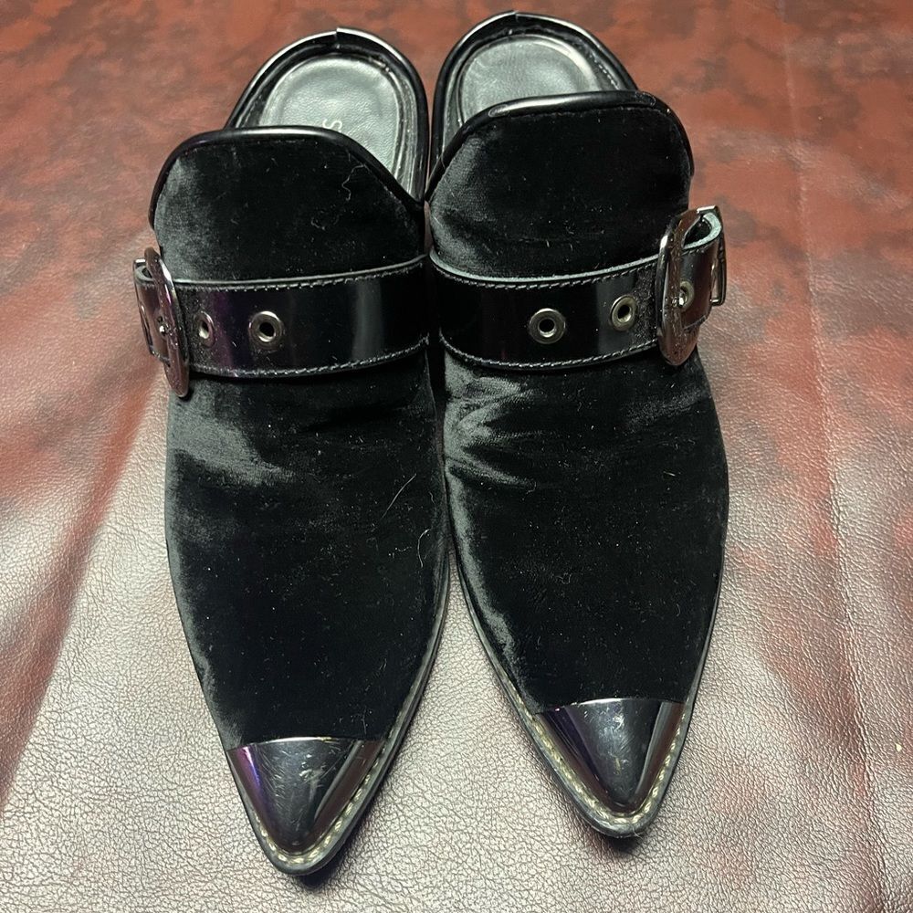 Stuart Weitzman the‎ scootin bootie black velvet mules silver buckle, 6